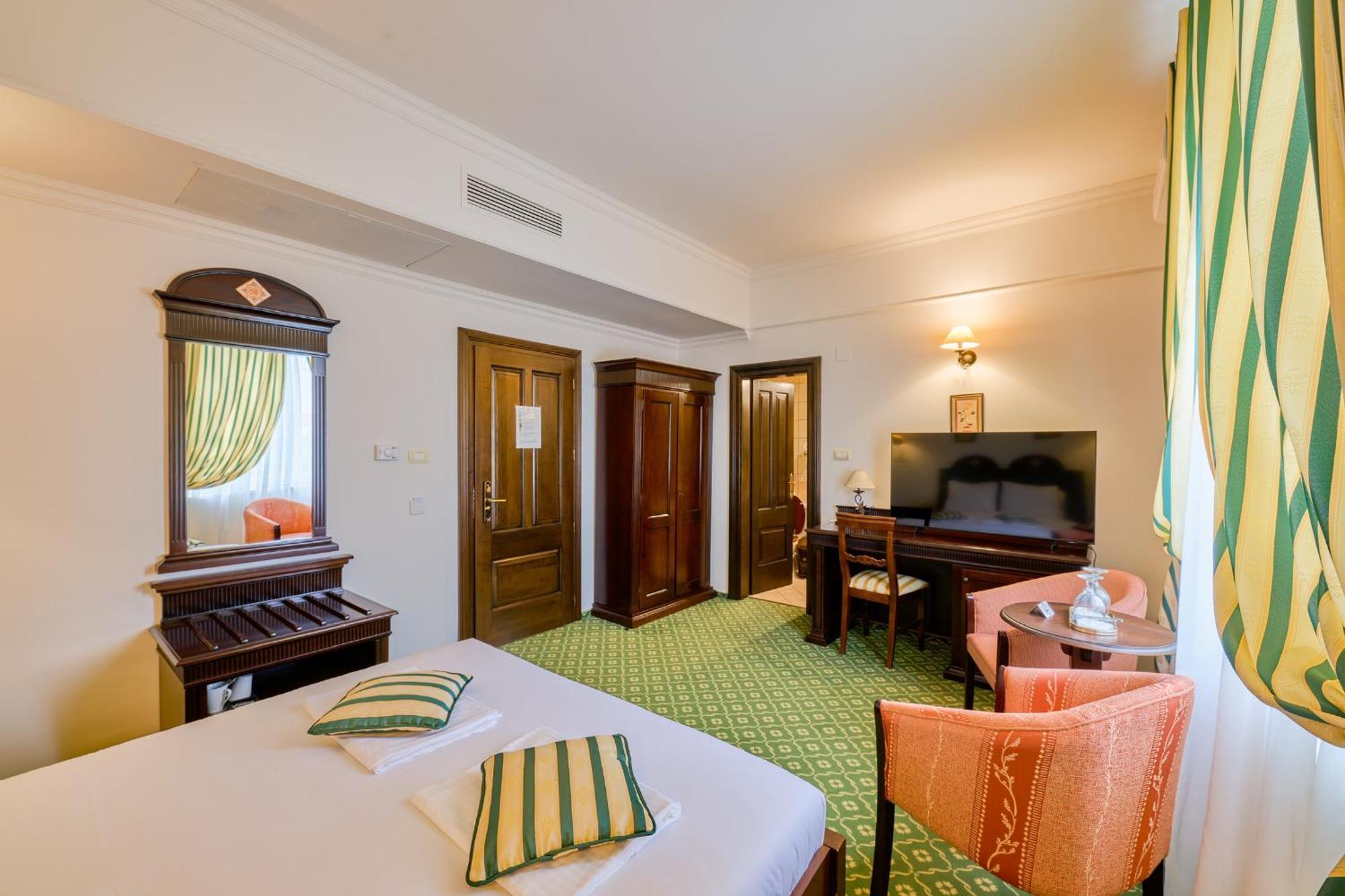 Hotel Classico Timisoara Timişoara Exterior foto